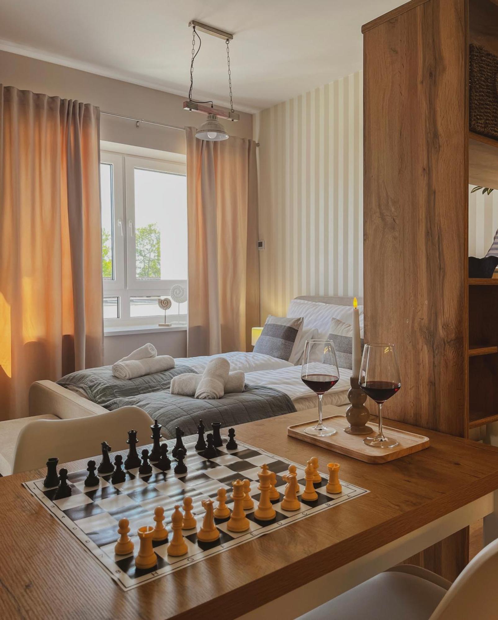 Napsugar Apartman Keszthely Eksteriør billede